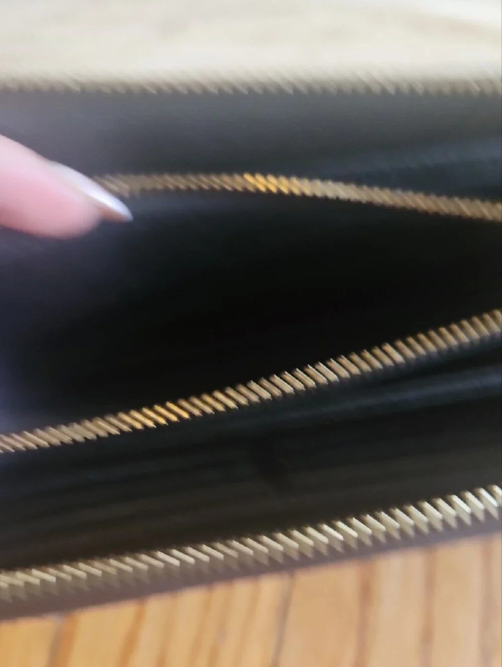 Louis Vuitton Zippy Wallet Giant Monogram Reverse. 100% Authentic